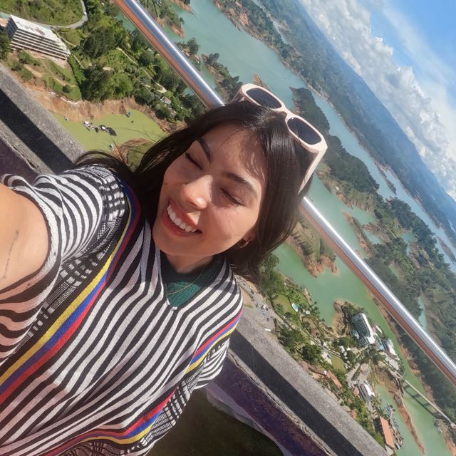 Karla Calderón
